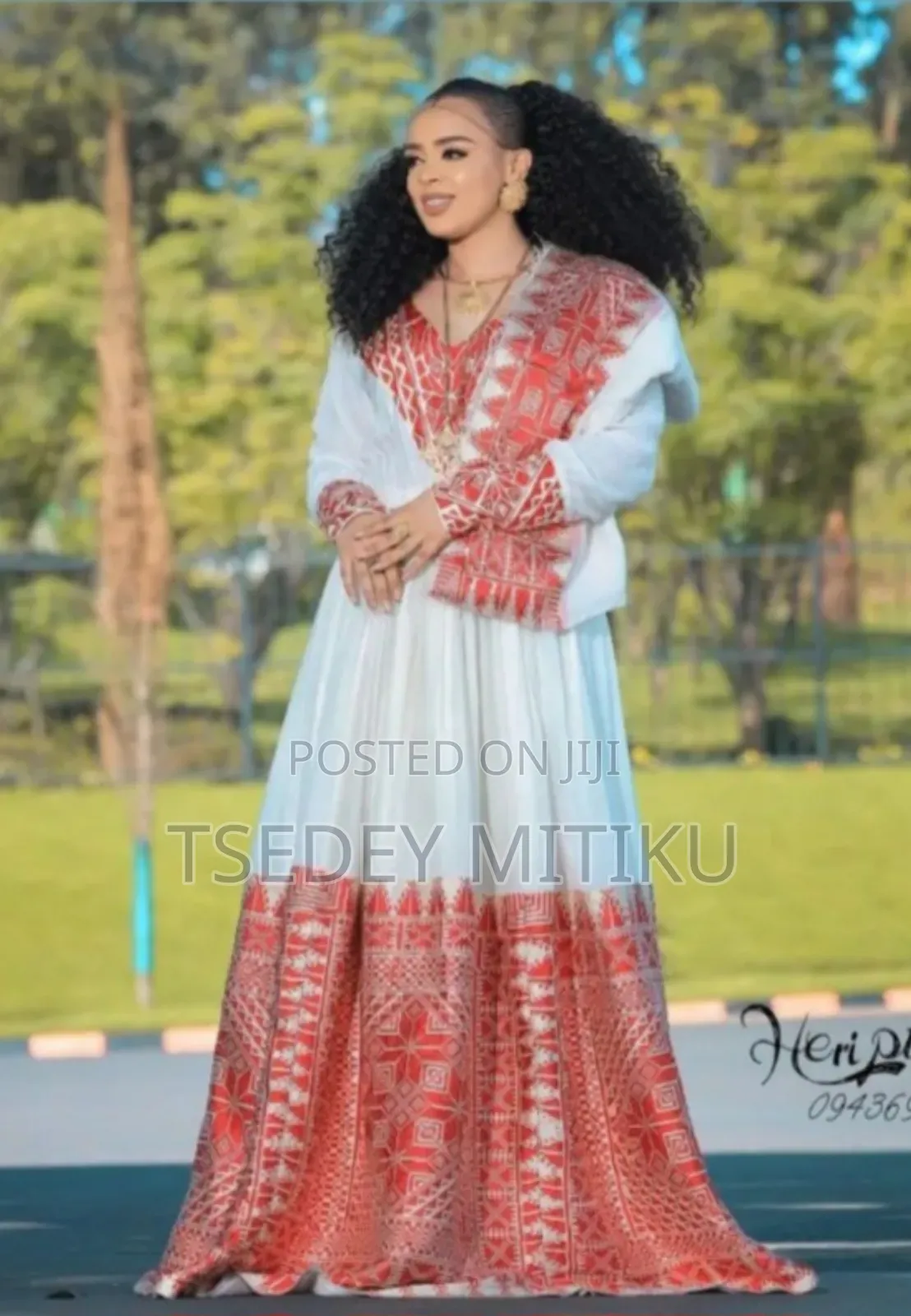 የሴቶች ሀበሻ ቀሚስ