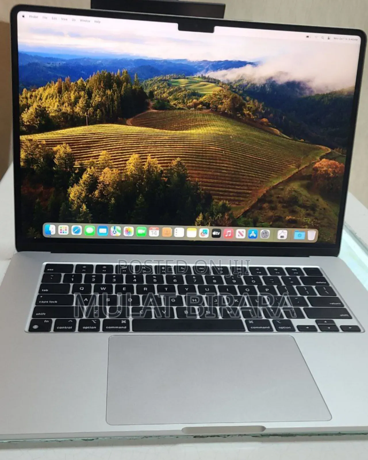 New Laptop Apple MacBook Air 2022 M2 8GB Apple M2 SSD 256GB