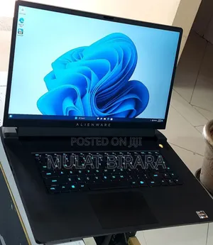 New Laptop Alienware M17x R2 16GB AMD Ryzen 9 SSD 512GB