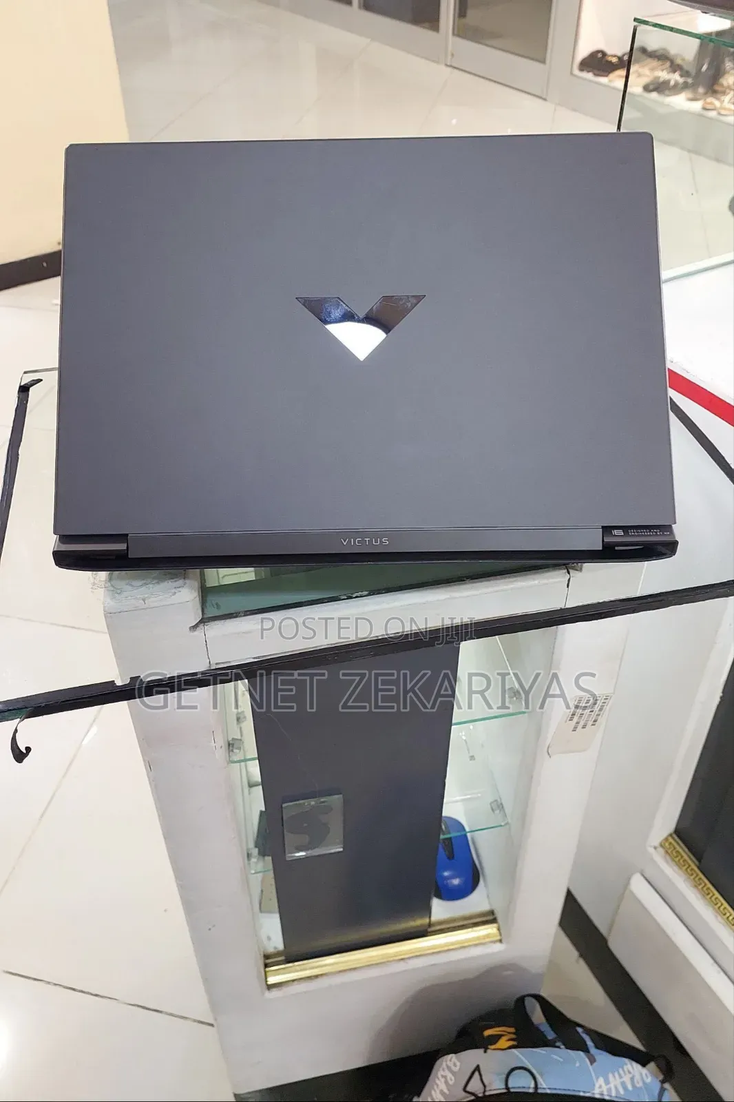 New Laptop HP Victus 15 16GB AMD Ryzen 7 SSD 1T