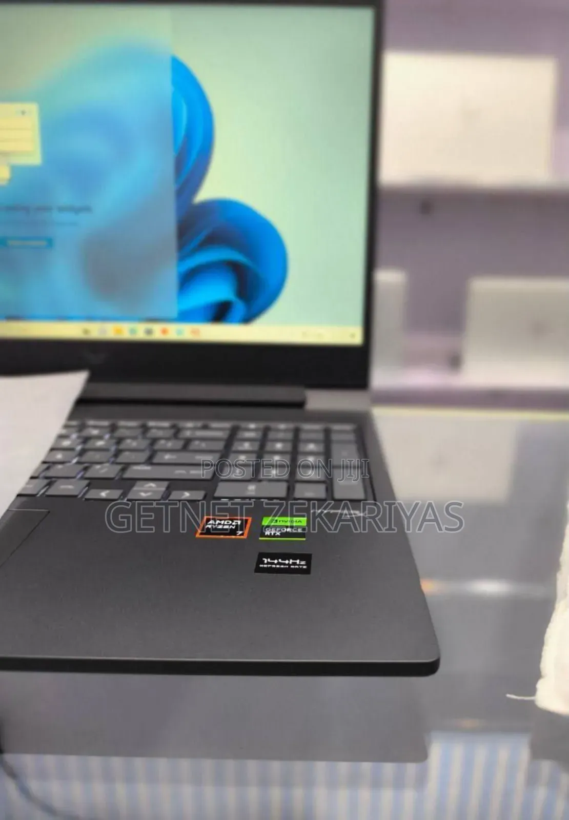 New Laptop HP Victus 15 16GB AMD Ryzen 7 SSD 1T