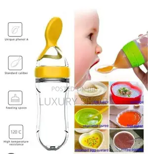 Photo - Baby Feeding Bottle Spoon With Container Baby Food Feeder