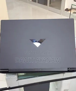New Laptop HP Victus 15 16GB AMD Ryzen 7 SSD 1T
