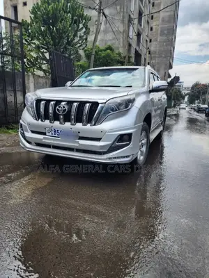 Toyota Land Cruiser Prado 2016 Silver