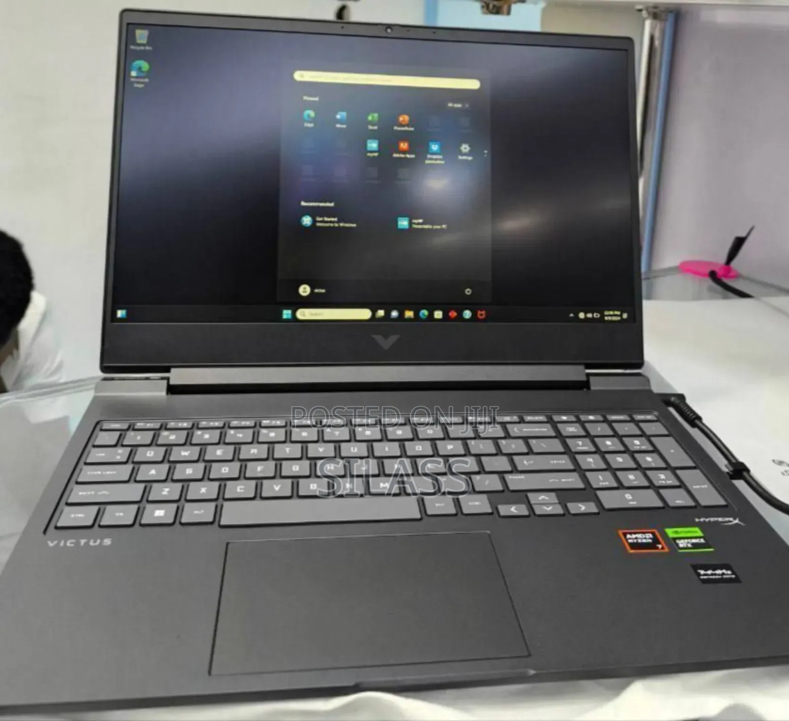 New Laptop HP Victus 15 16GB AMD Ryzen 7 SSD 1T