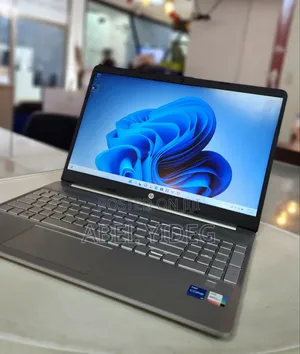 New Laptop HP Stream Notebook 8GB Intel Core I5 SSD 512GB