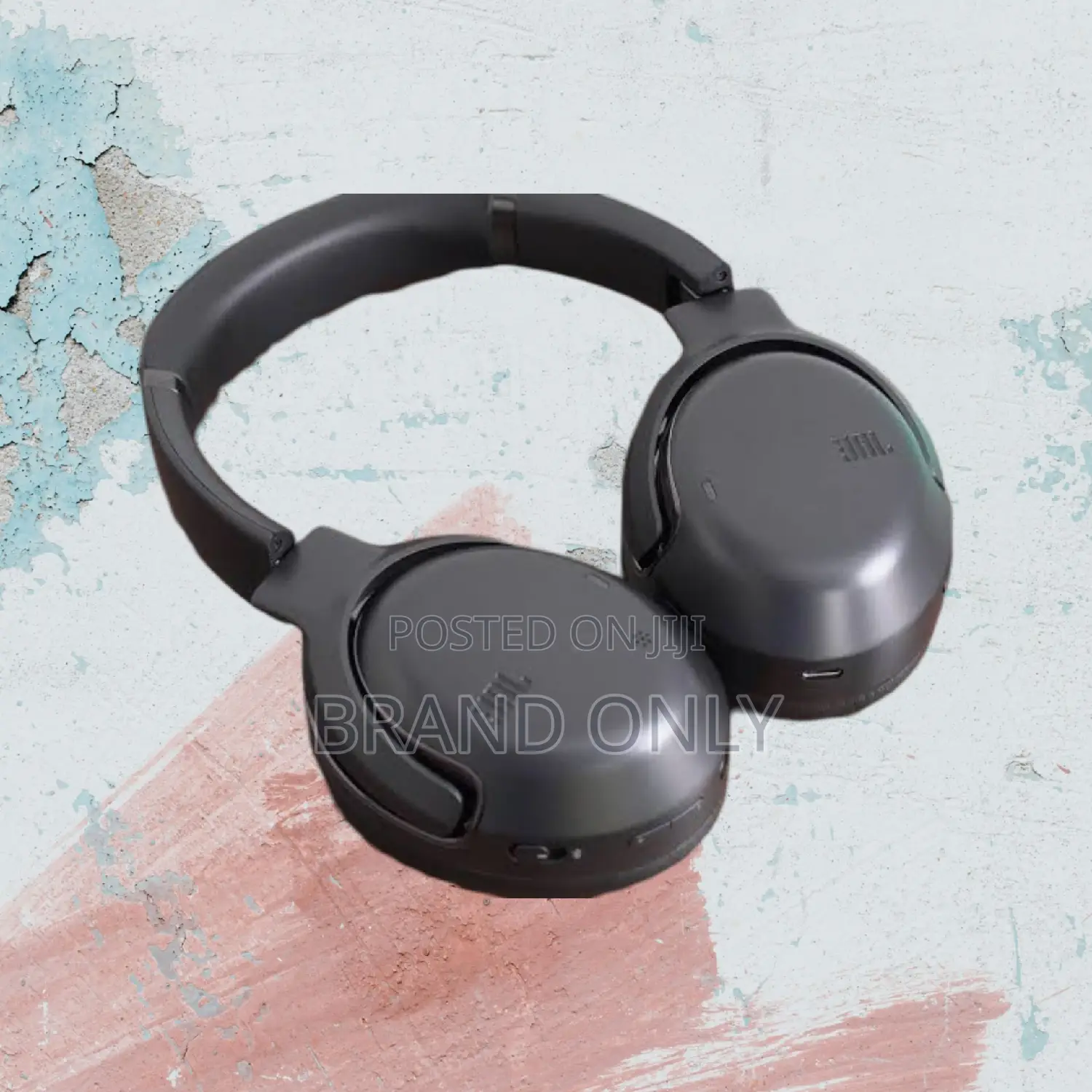 JBL Tour One M2 Active Bluetooth Connectivity Options
