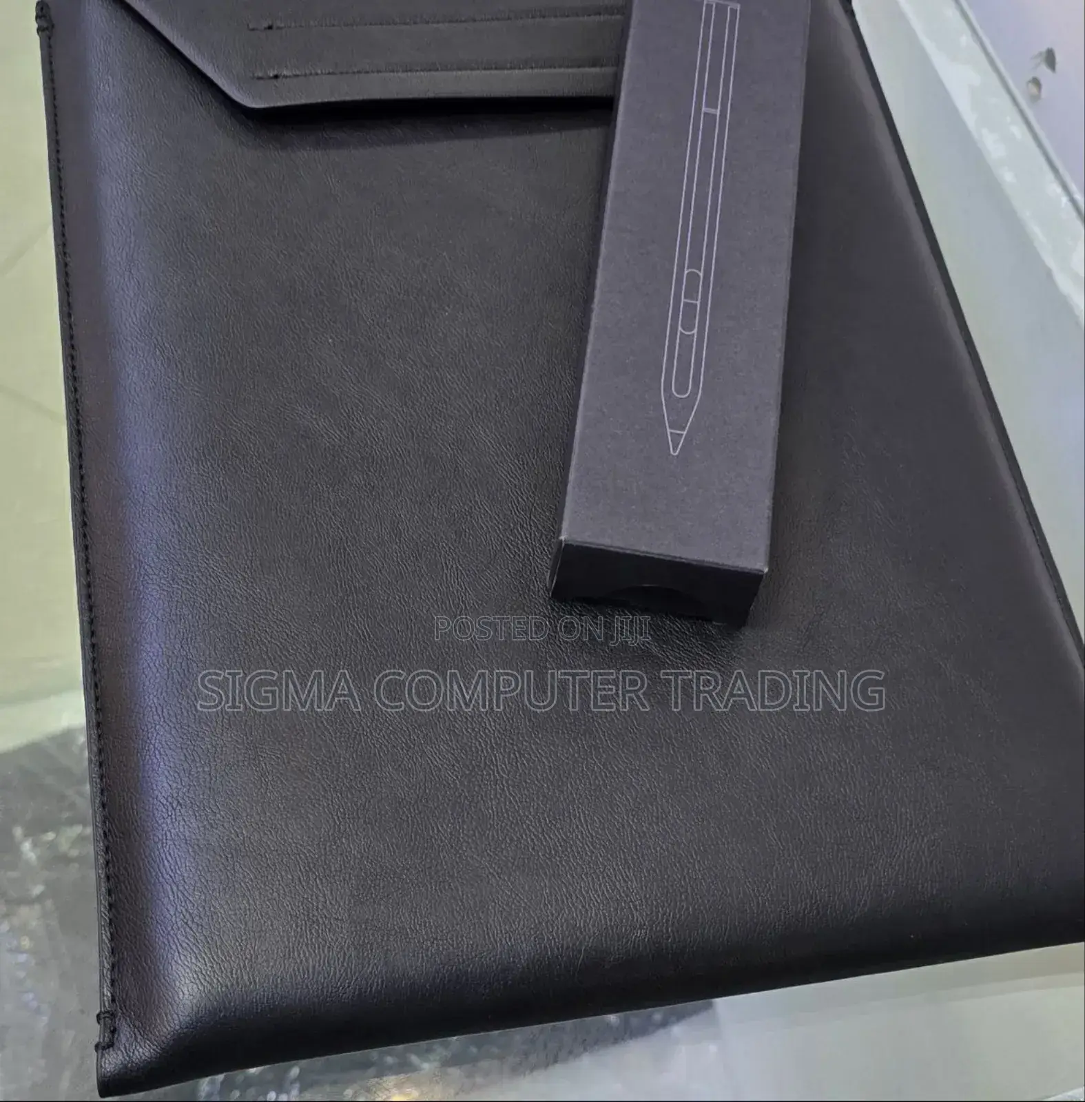 New Laptop HP Spectra 13 16GB Intel Core I7 SSD 1T