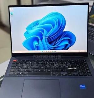 Photo - New Laptop Asus Vivobook 16 20GB Intel Core I7 SSD 512GB