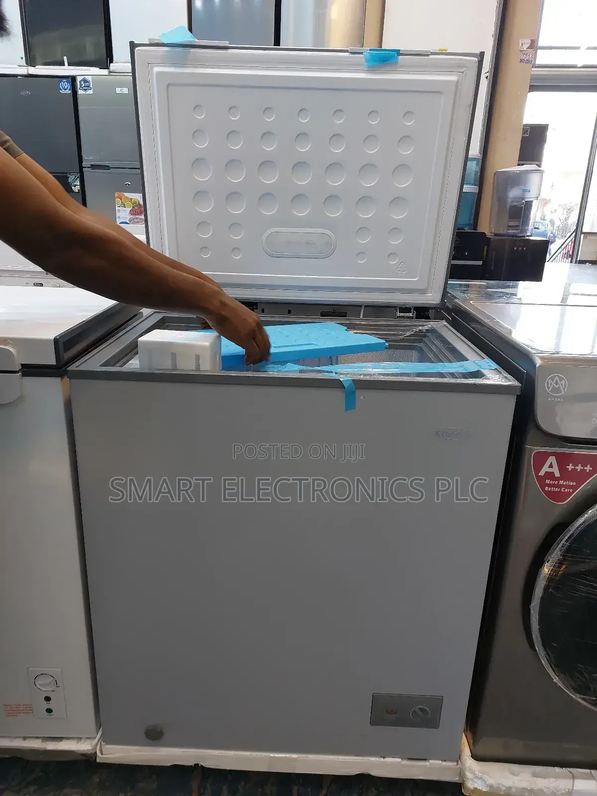 Orbit Deep Freezer 260l