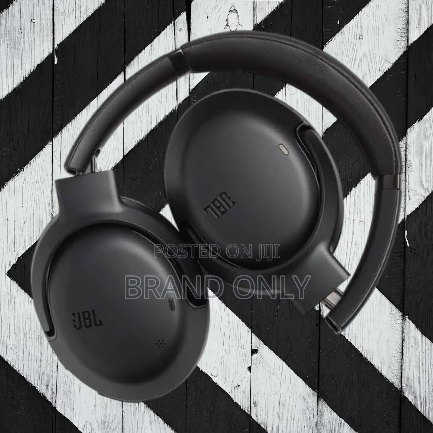 JBL Tour One M2 Active Integrated Microphone Features