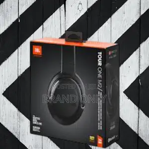 Photo - JBL Tour One M2 Active Integrated Microphone Features