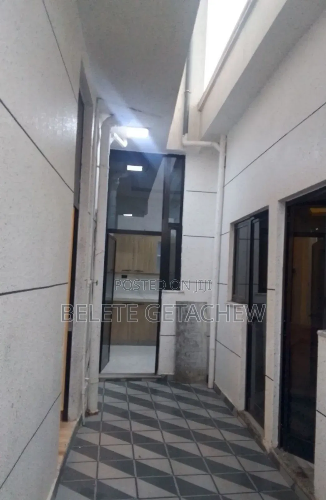 6bdrm House in Wosen Hillside, G+1, Yeka for sale