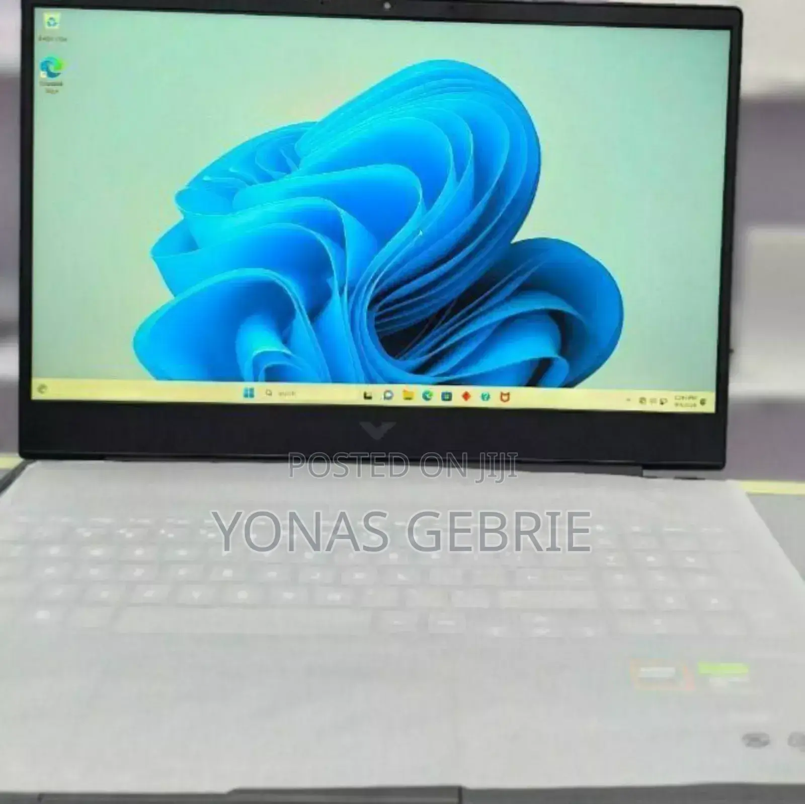 New Laptop HP Victus 16 16GB AMD Ryzen 7 SSD 1T