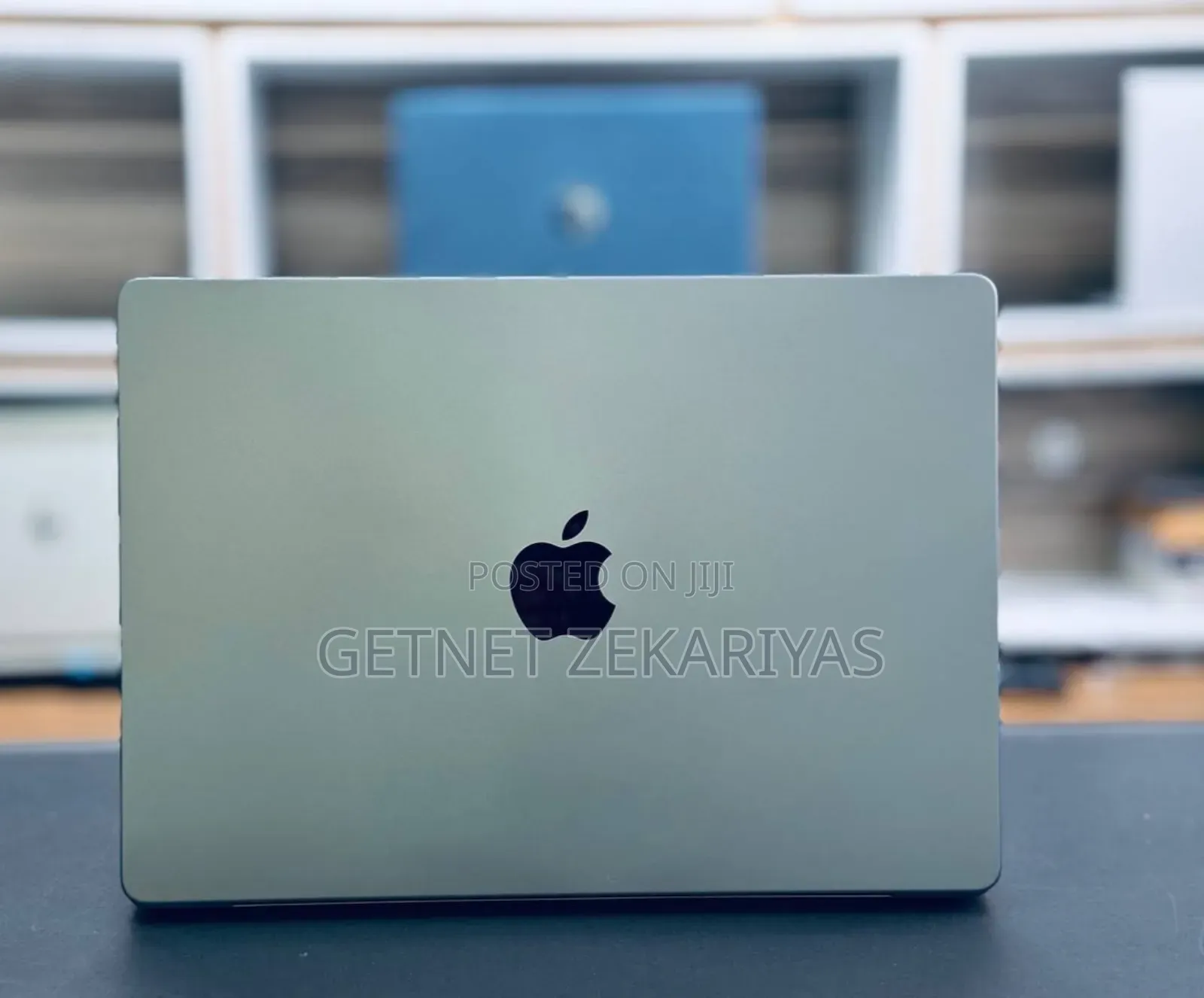 New Laptop Apple MacBook 2012 18GB Apple M3 Pro SSD 512GB