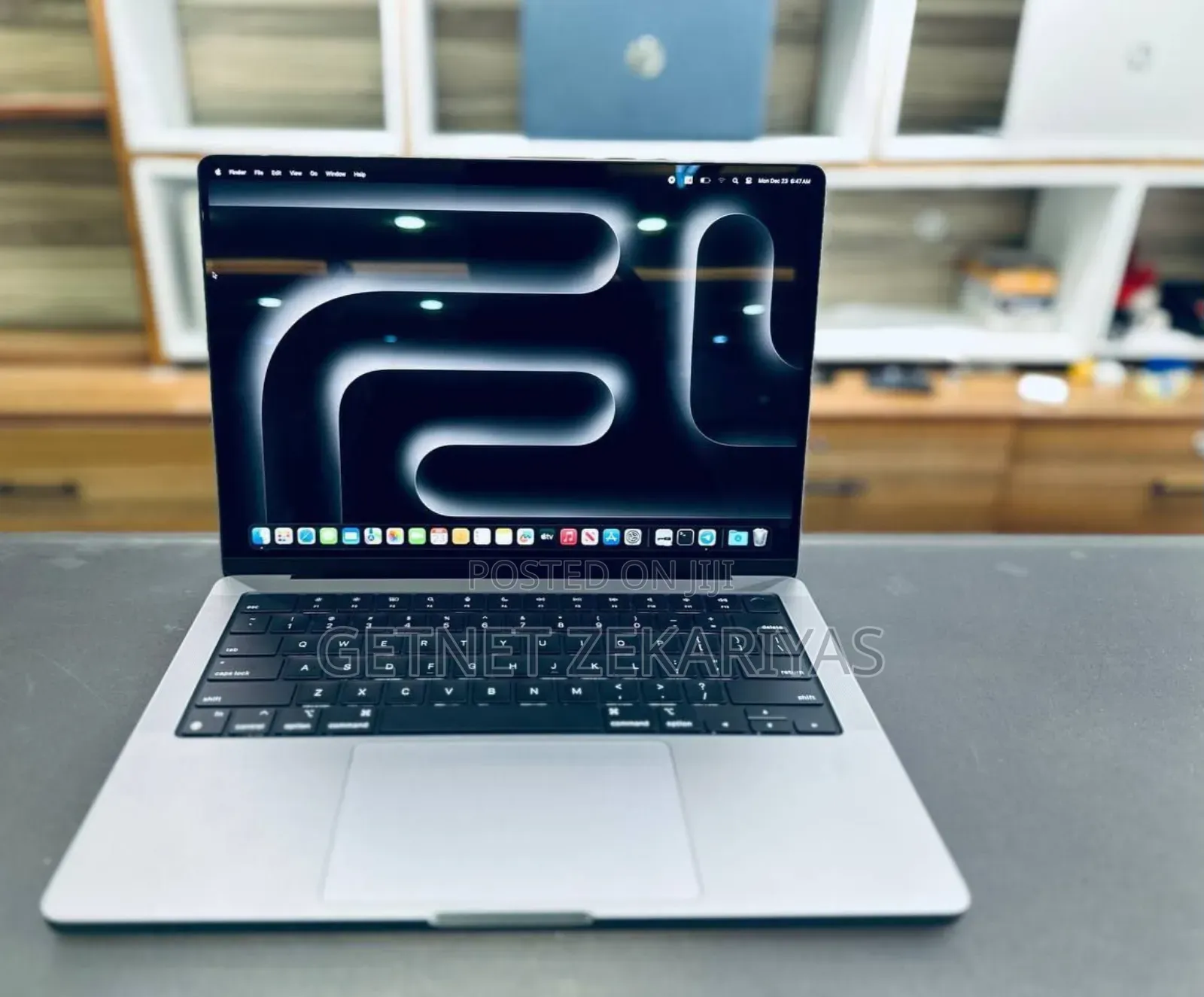 New Laptop Apple MacBook 2012 18GB Apple M3 Pro SSD 512GB