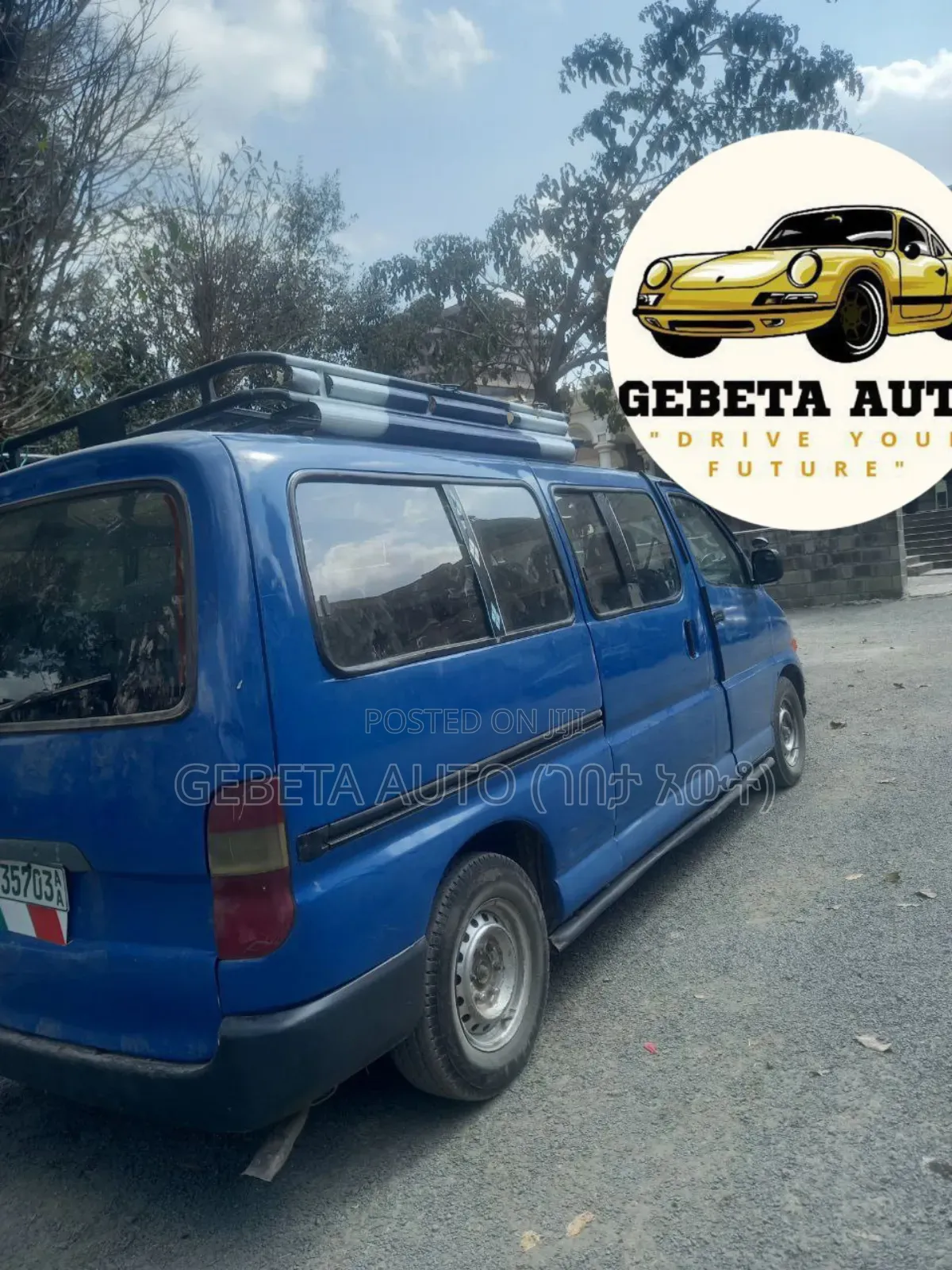 Toyota HiAce 2001 Blue