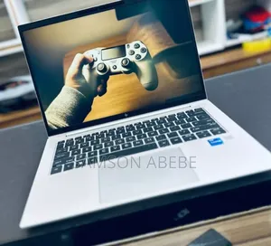 New Laptop HP EliteBook 840 10 16GB Intel Core I7 SSD 512GB