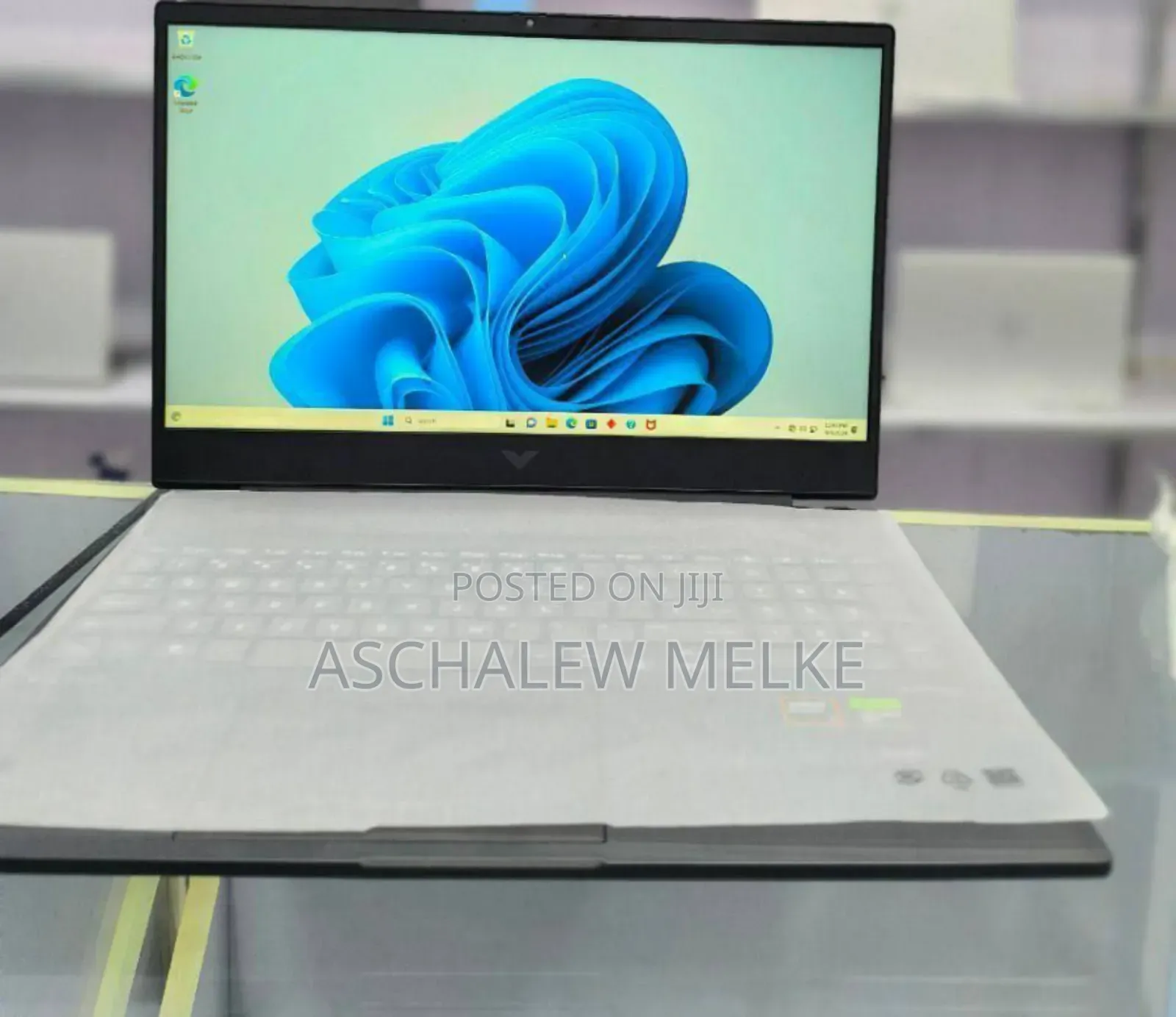 New Laptop HP Victus 16 16GB AMD Ryzen 7 SSD 1T