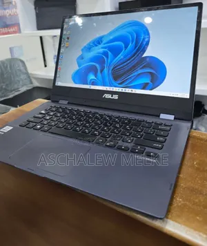 Laptop Asus VivoBook 15 X505BA 4GB Intel Core I3 SSD 256GB