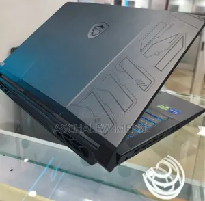 New Laptop MSI Pulse GL76 16GB Intel Core I7 SSD 1T