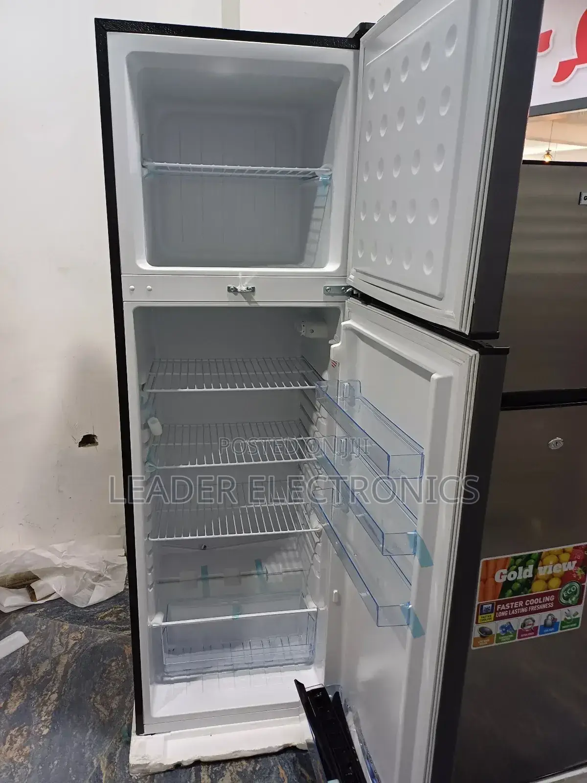 Focus Refrigerator 400