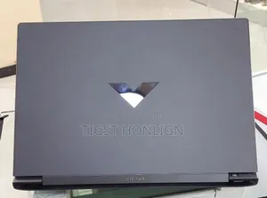 New Laptop HP Victus 15 16GB AMD Ryzen 7 SSD 1T