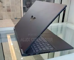 New Laptop HP Victus 16 16GB AMD Ryzen 7 SSD 1T