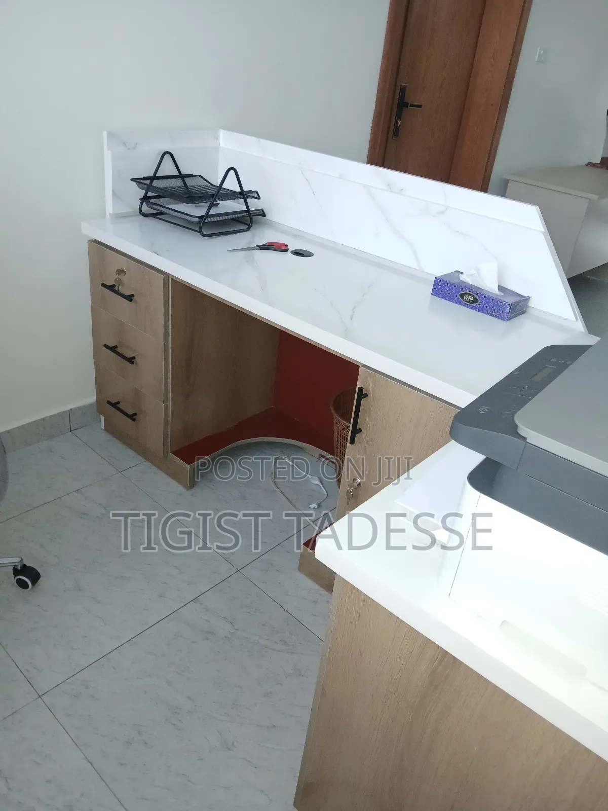 Reception Table for Office Size 2 Meter