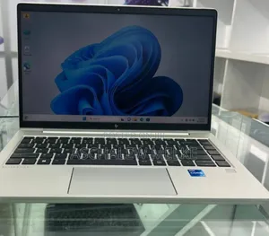 New Laptop HP EliteBook 830 G8 16GB Intel Core I7 SSD 512GB