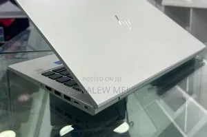 New Laptop HP EliteBook 830 G8 16GB Intel Core I7 SSD 512GB