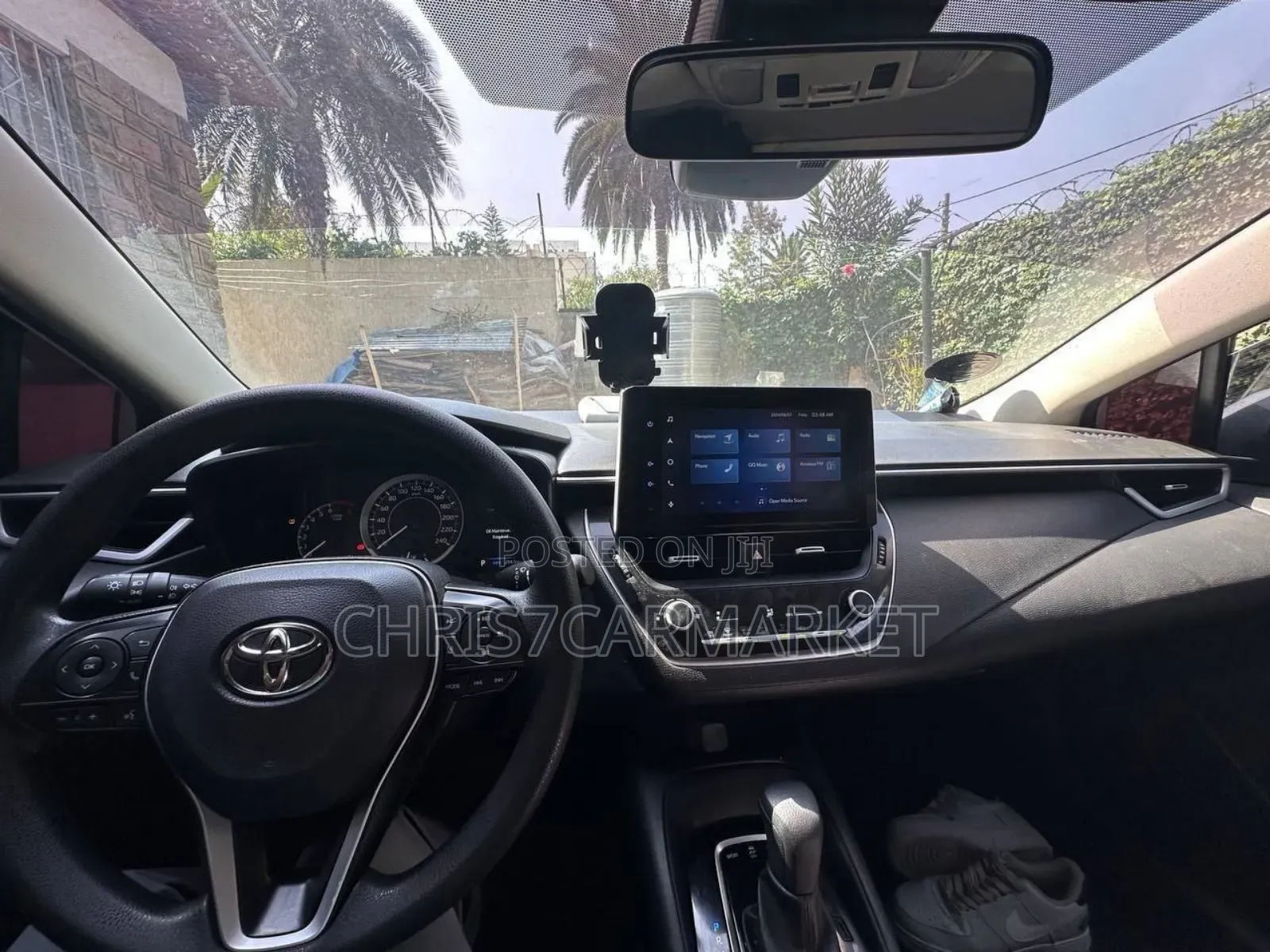 Toyota Corolla SE 2022 White