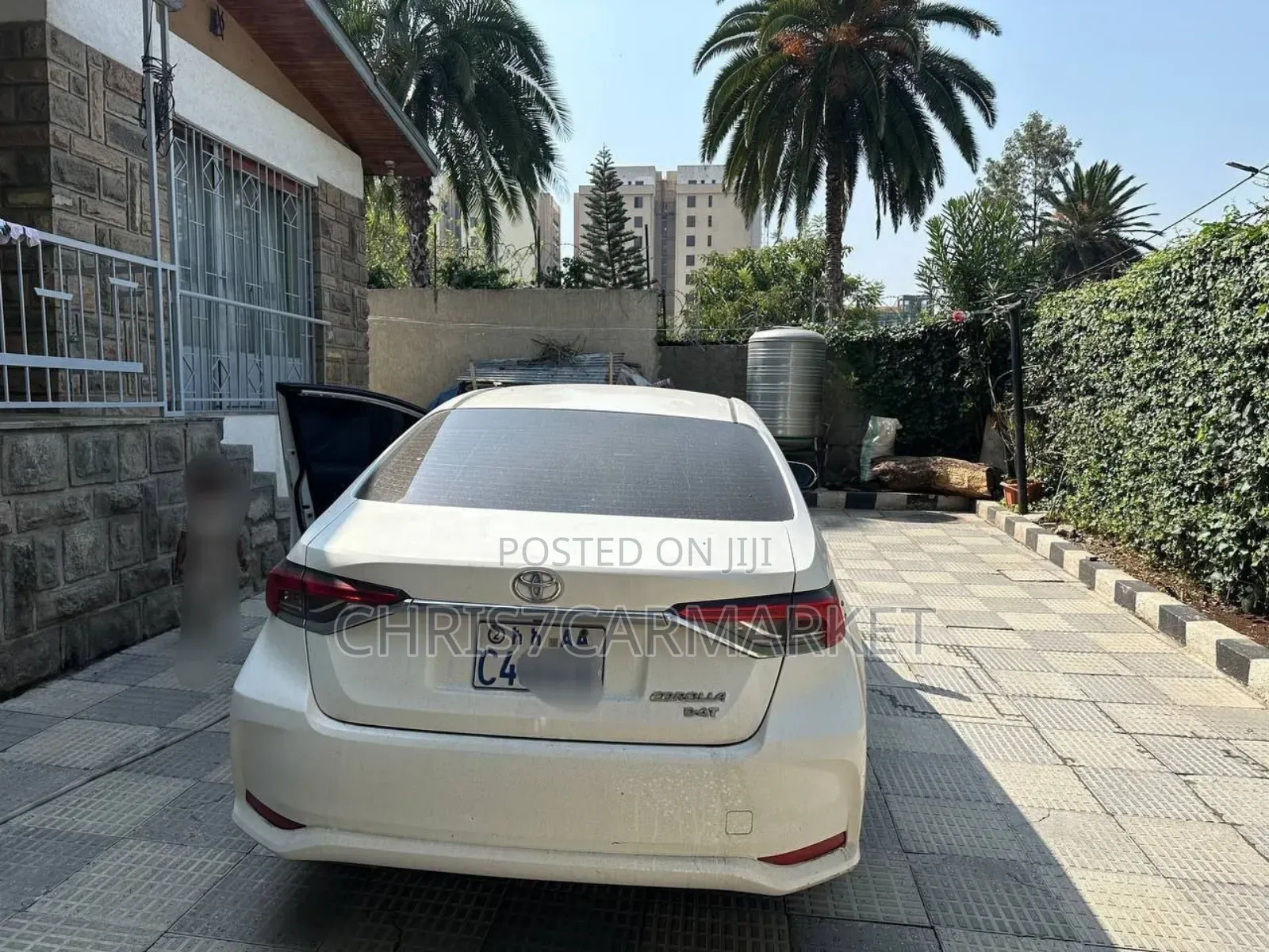 Toyota Corolla SE 2022 White