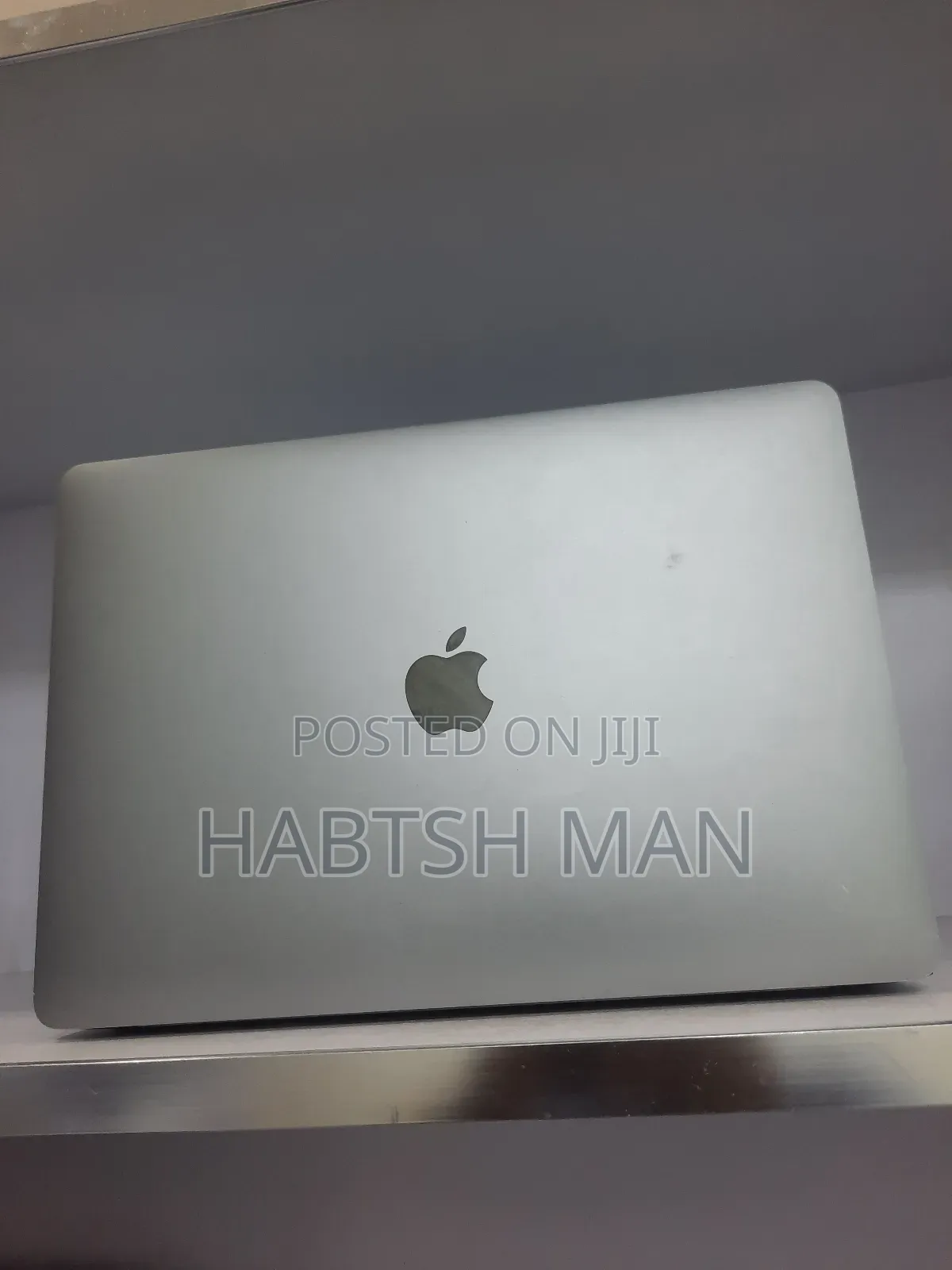 New Laptop Apple MacBook Pro 2017 8GB Intel Core I5 SSD 256GB