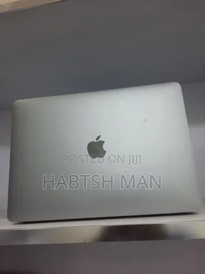 New Laptop Apple MacBook Pro 2017 8GB Intel Core I5 SSD 256GB