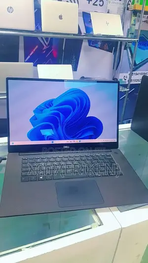 New Laptop Dell XPS 15 16GB Intel Core I9 SSD 512GB