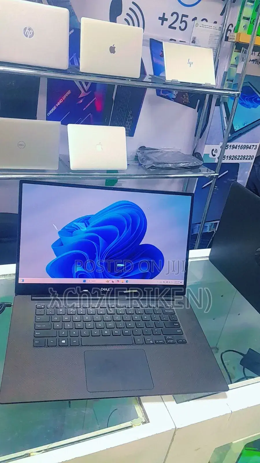 New Laptop Dell XPS 15 16GB Intel Core I9 SSD 512GB