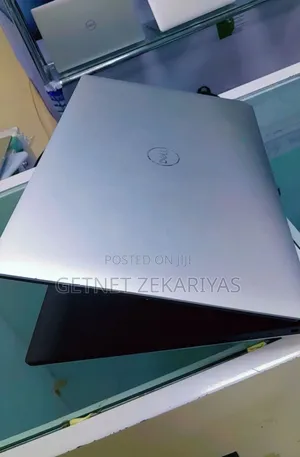 New Laptop Dell XPS 15 16GB Intel Core I9 SSD 512GB