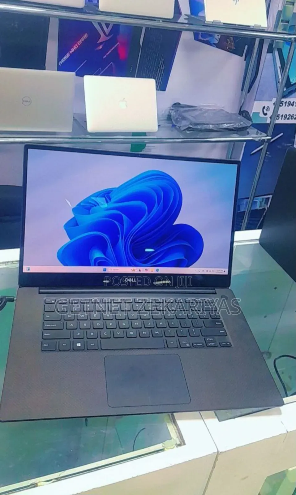 New Laptop Dell XPS 15 16GB Intel Core I9 SSD 512GB