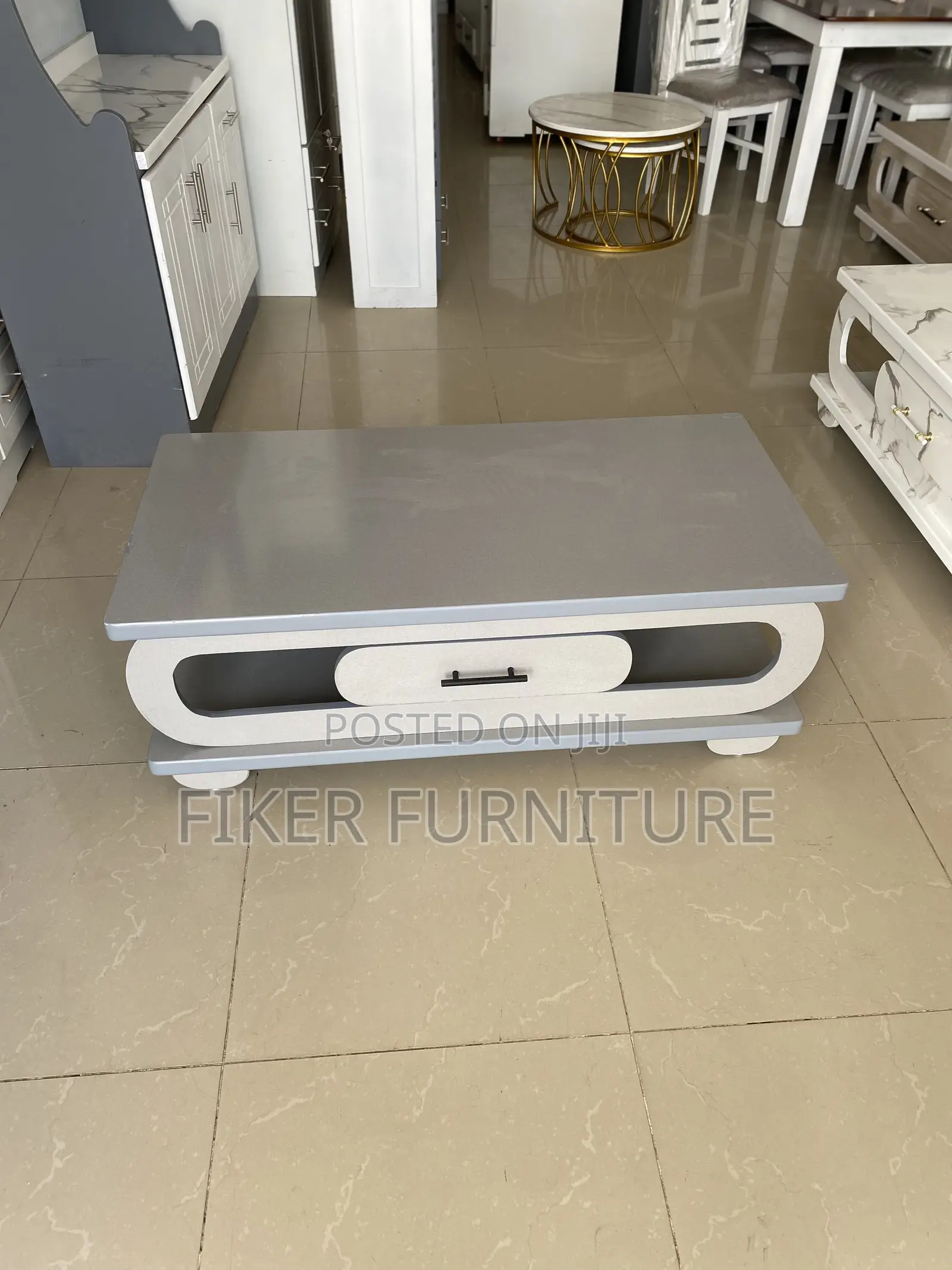 Center Tables(የሶፋ ጠረጼዛ)