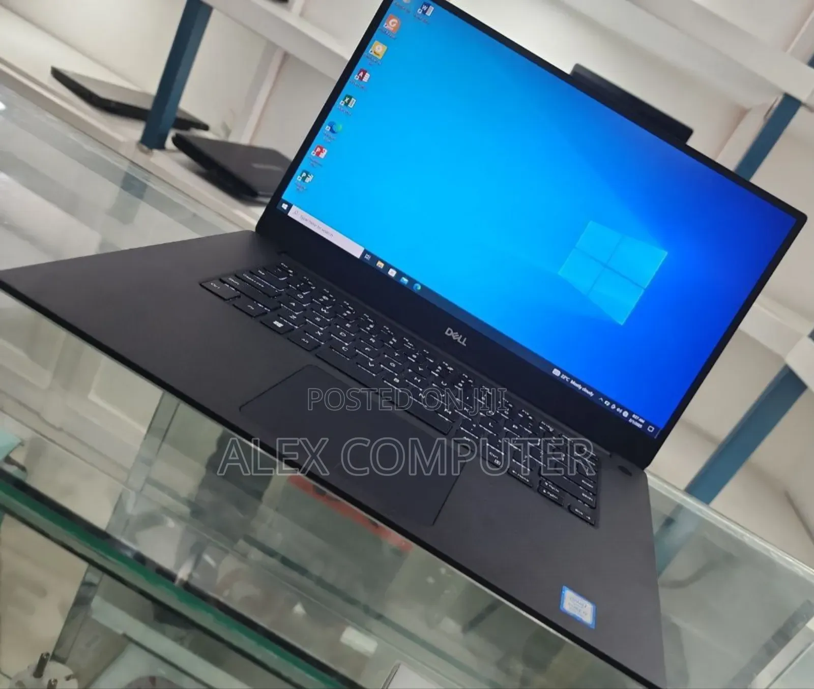 New Laptop Dell XPS 15 16GB Intel Core I7 SSD 512GB