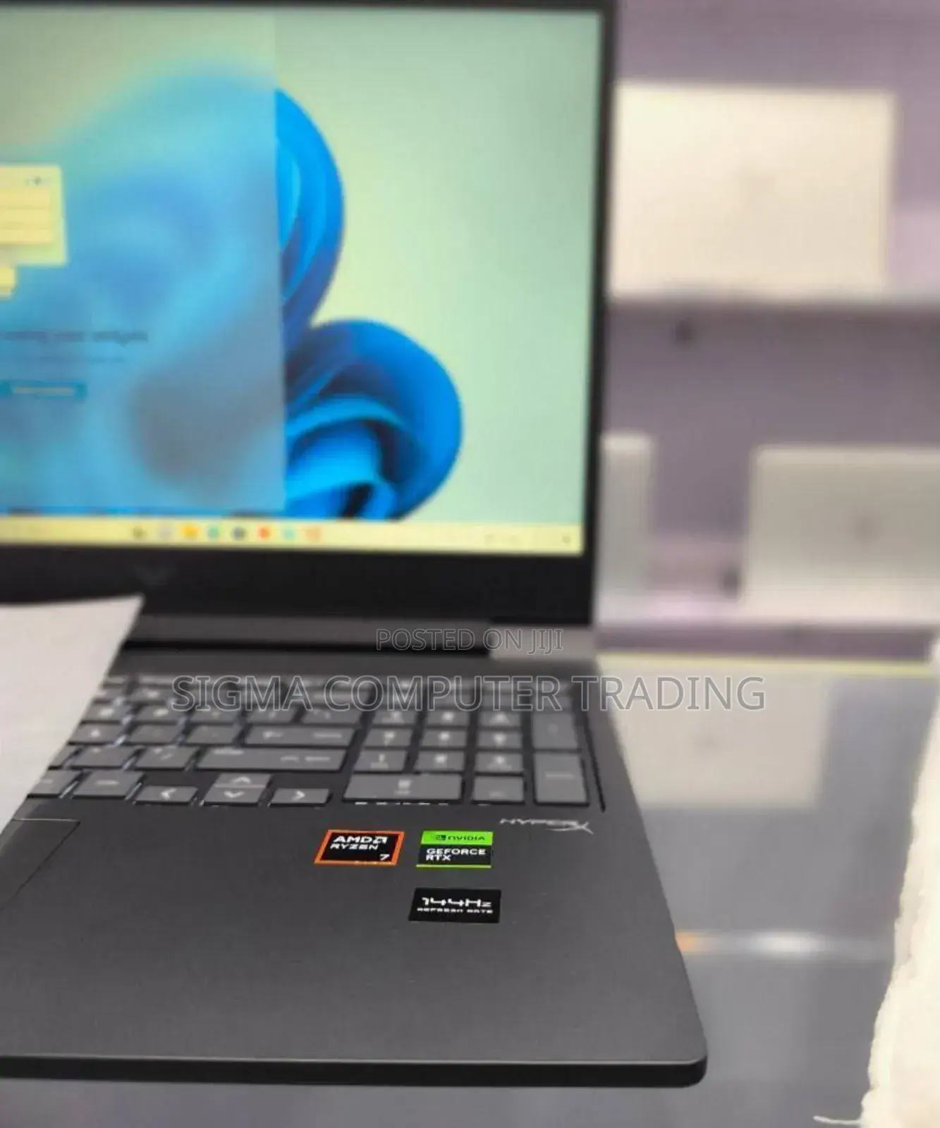 New Laptop HP Victus 16 16GB AMD Ryzen 7 SSD 1T