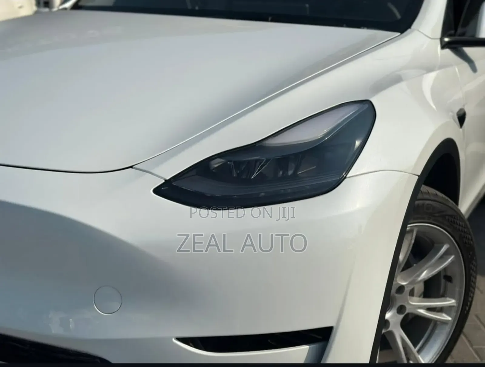 Tesla Model Y 75D kWh Long Range RWD 2023 White