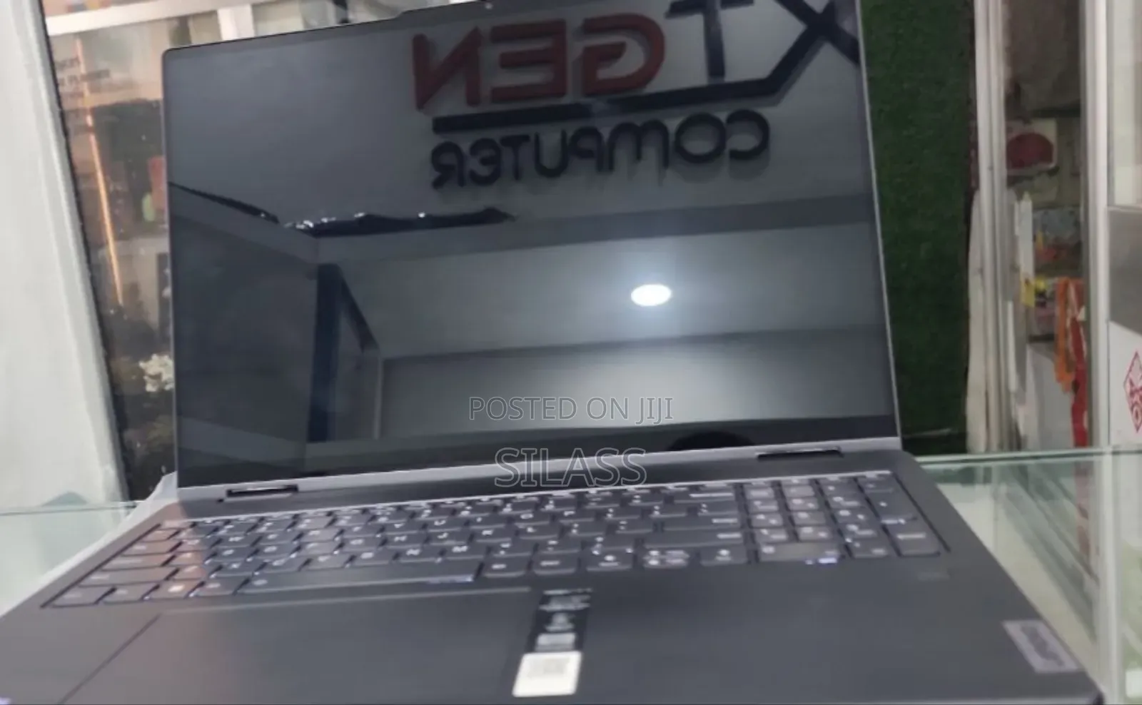 New Laptop Lenovo Yoga 7i 16GB Intel Core I7 SSD 512GB