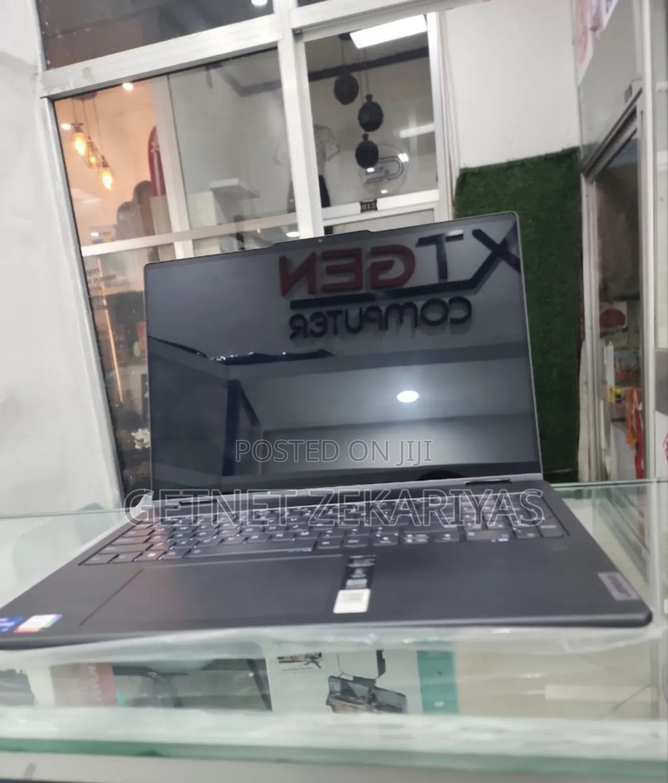 New Laptop Lenovo Yoga 7i 16GB Intel Core I7 SSD 512GB