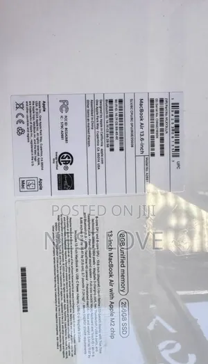 New Laptop Apple MacBook Air 2022 M2 8GB SSD 256GB