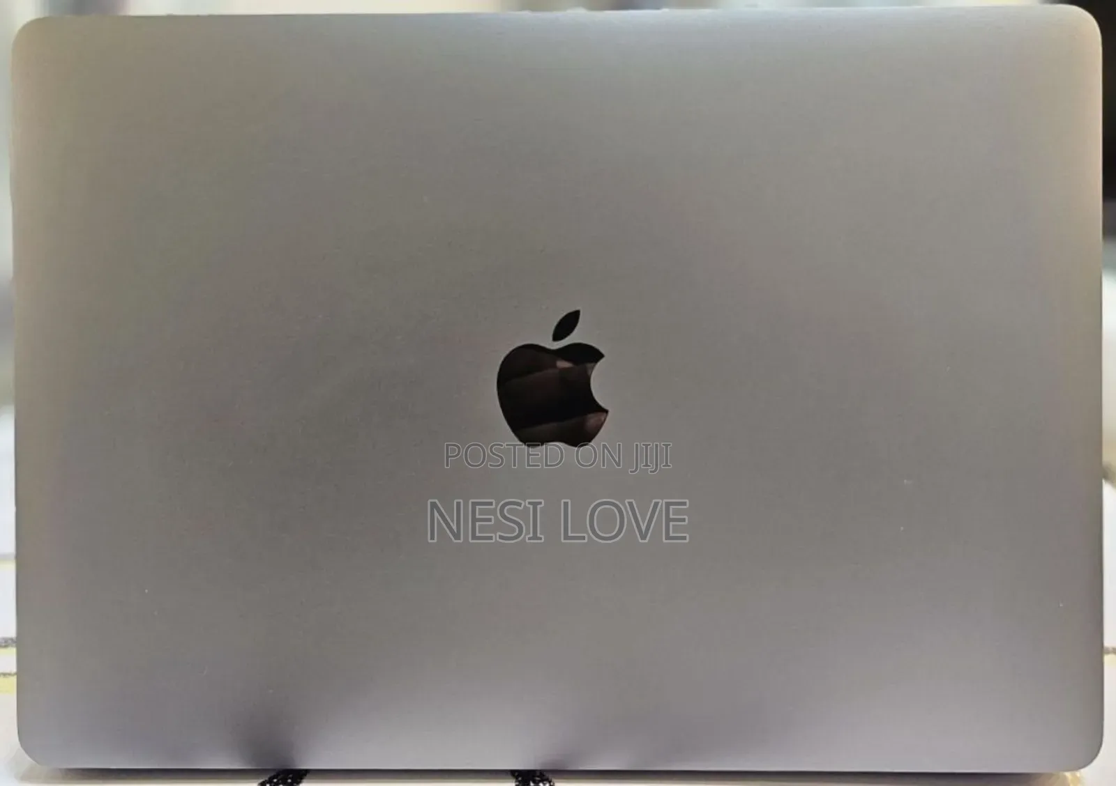 New Laptop Apple MacBook Pro 2017 16GB Intel Core I7 SSD 512GB