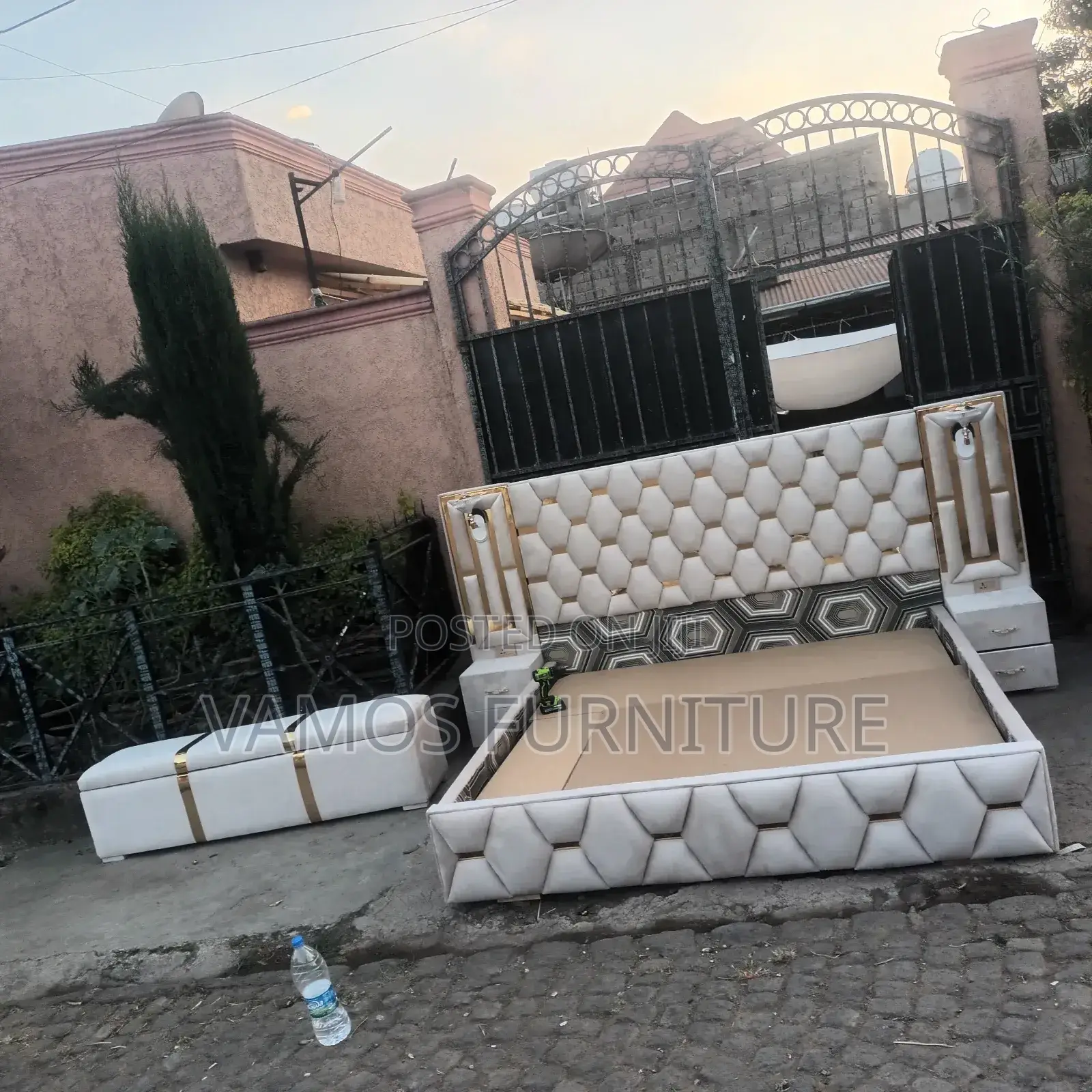 Modern Alga የራስጌ መብራት ያለው