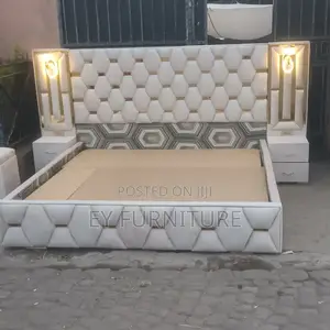 Modern Alga የራስጌ መብራት ያለው