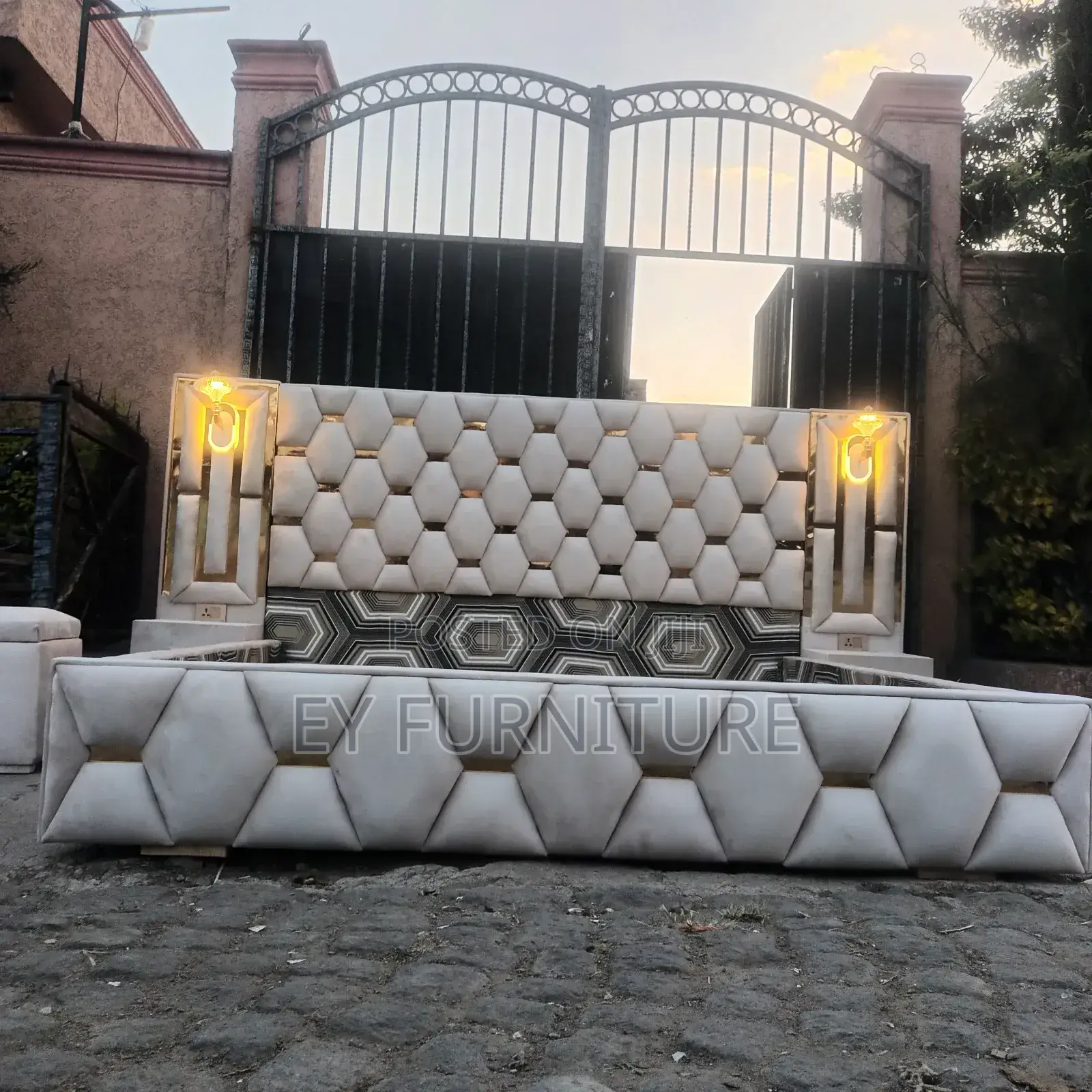 Modern Alga የራስጌ መብራት ያለው